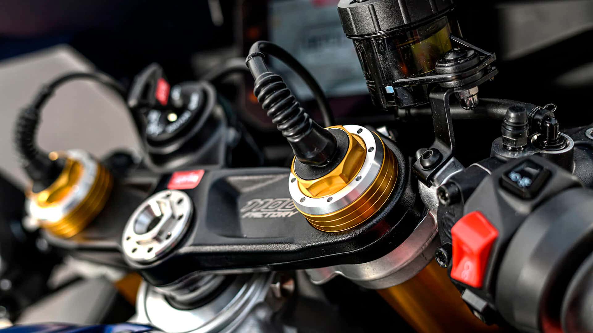 Aprilia RSV4 Factory - Aprilia Colombia